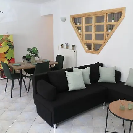 Green Apartment *